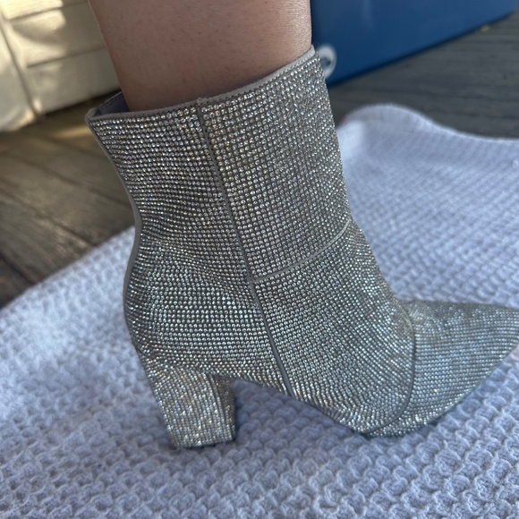 Bedazzled boots - Picture 2 of 2